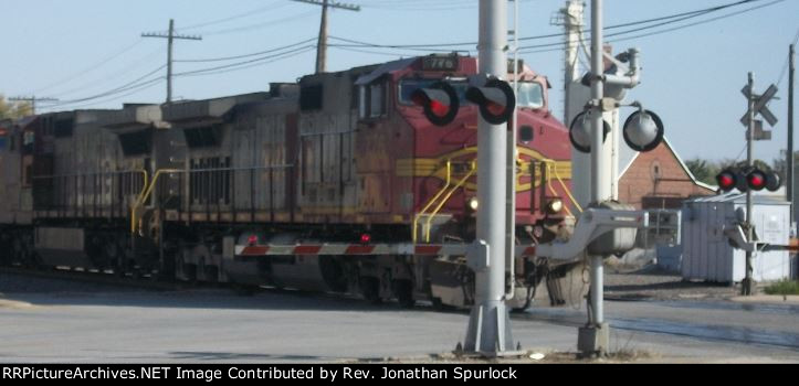 BNSF 776, front view